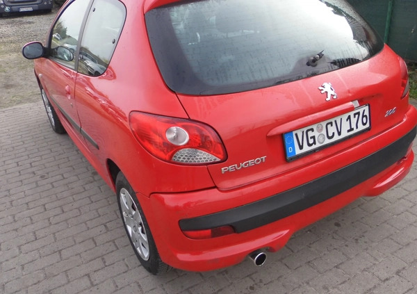 Peugeot 206 plus cena 6300 przebieg: 96000, rok produkcji 2011 z Kielce małe 172